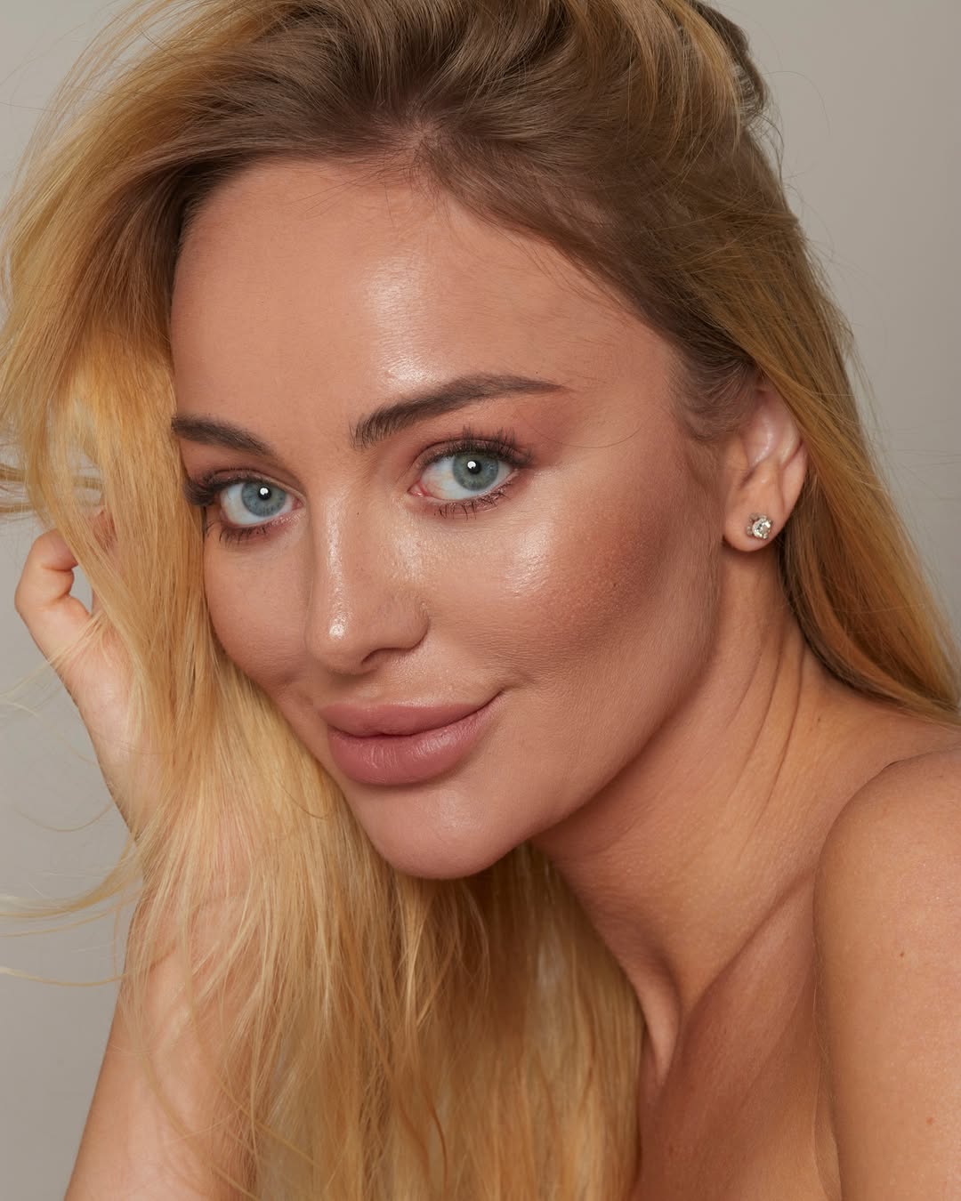 Model Retouch Services