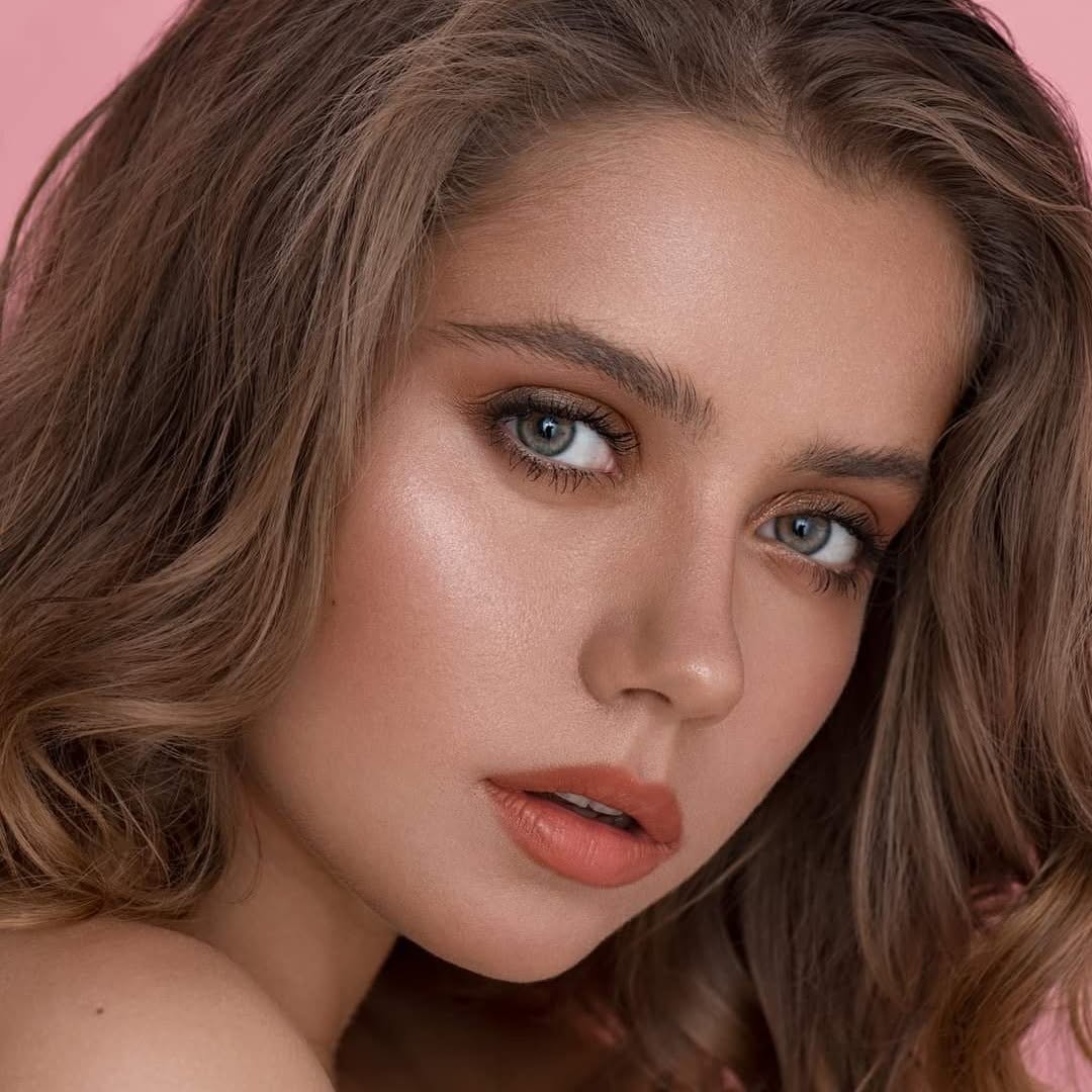 Model Photo Retouching